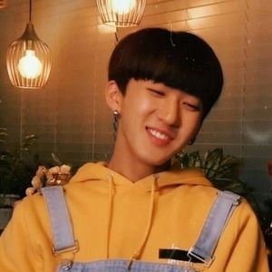 Meet your Posher, Mikayla